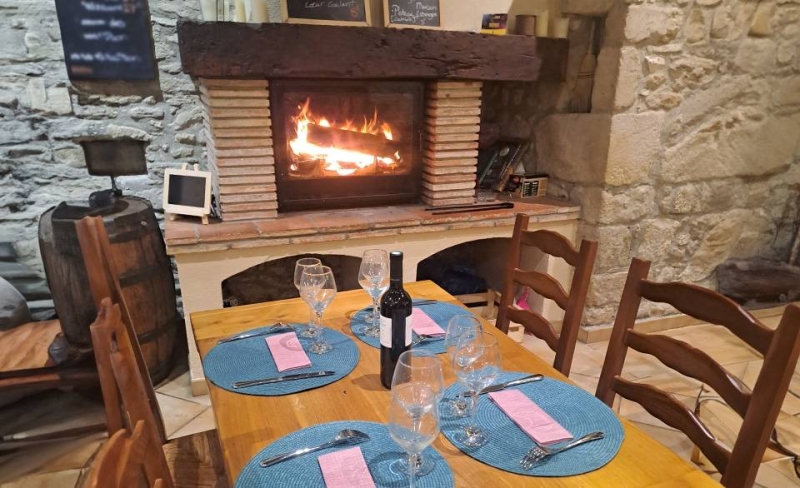 Le restaurant - Le Relais Du Pont Vieux - Restaurant Puylaurens - top restaurant AURIAC-SUR-VENDINELLE